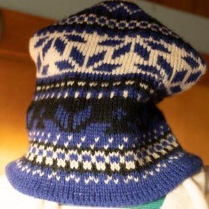 Y2K OSSI Skiwear Blue w White Snowflakes Wool Ski Hat unisex M